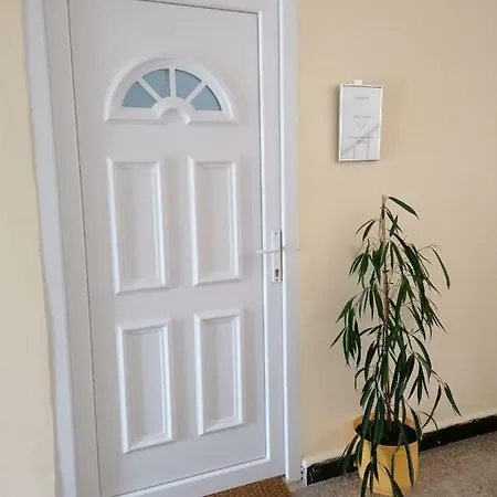 شقة Aniko Kucko